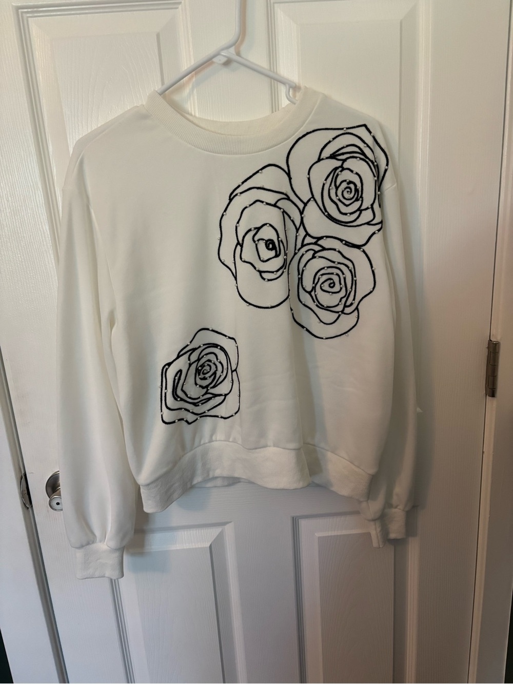 White Floral Pearl Beaded Sweatshirt Pullover Top Medium